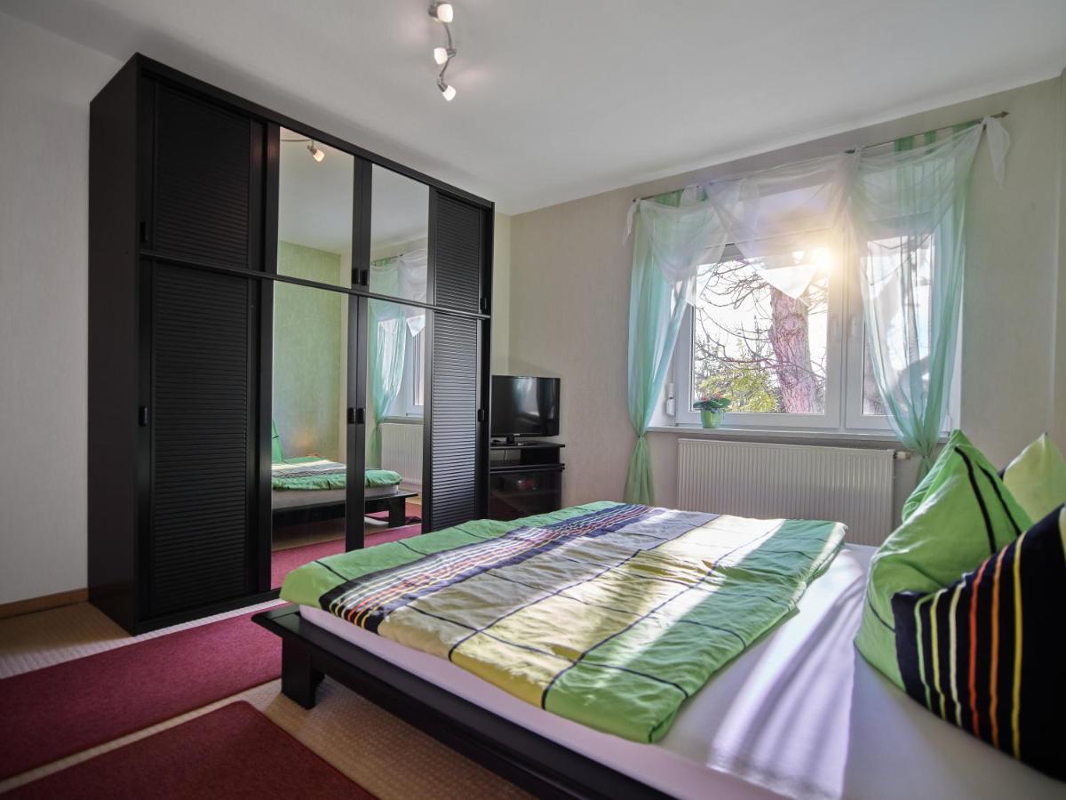 Gemuetliche Ferienwohnung In Laendlicher Lage Riesa Exterior photo
